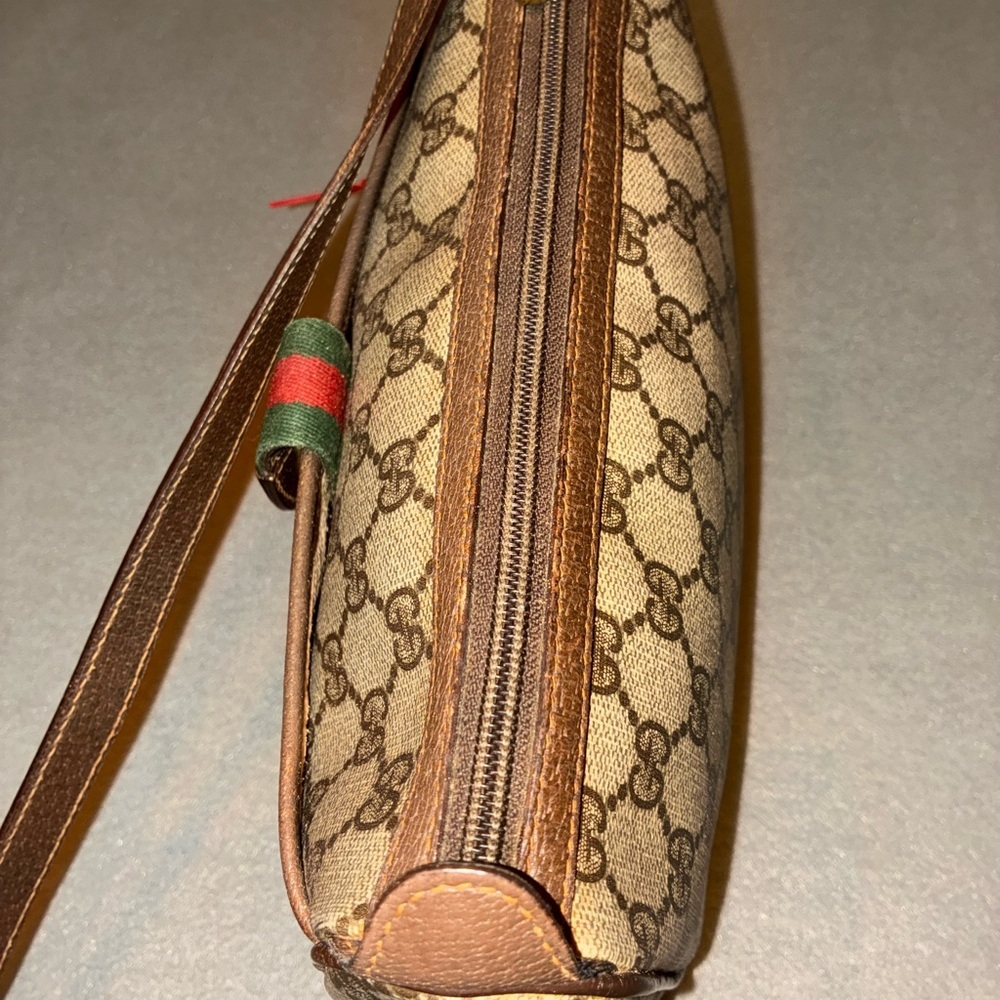 Gucci Monogram Crossbody bag Sherry line Hot Bag! Authentic Great Condition - Picture 3 of 16